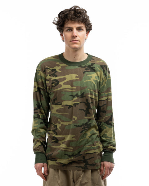 90’s Camo Long Sleeve Tee - Medium