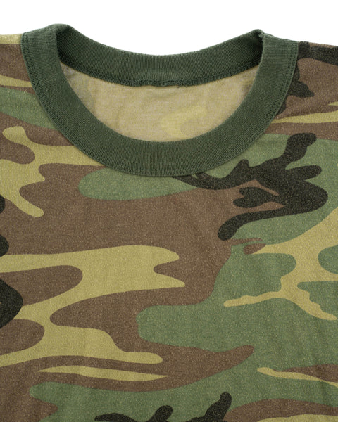90’s Camo Long Sleeve Tee - Medium
