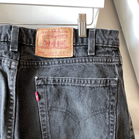 90’s Black Levi’s 505 Denim - 33” x 29”