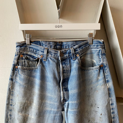 90's Levi’s 501 - 32” x 31”