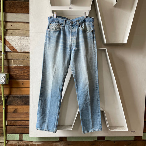 80’s Levi’s 501 - 32” x 29”
