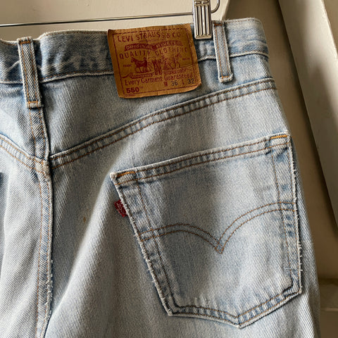 90’s Levi’s 550 - 36” x 31”