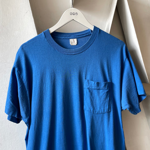 80’s Fruit of the Loom Tee - Medium