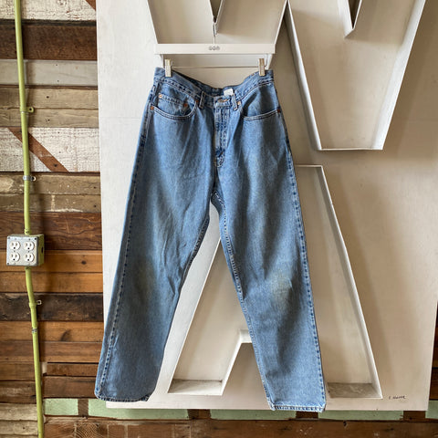 90’s Levi’s 550 - 30” x 30”