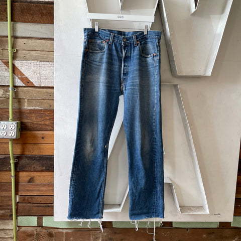 90’s Levi’s 501 - 34” x 28.5”