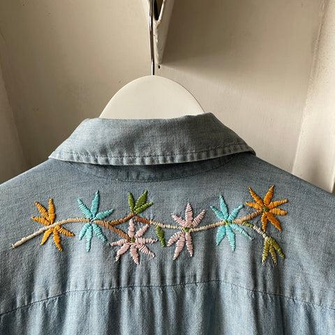 70's Embroidered Chambray - Large