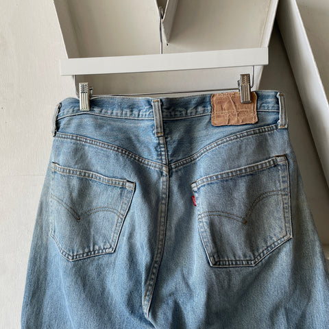 80’s Levi’s Redline 501 - 34” x 27”