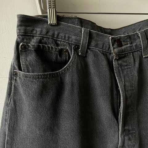 80's Levi’s 501 - 32” x 30”