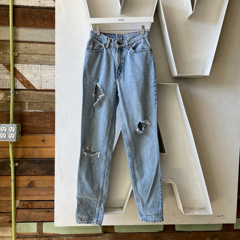 90’s Thrashed Levi’s 512 - 25” x 30”
