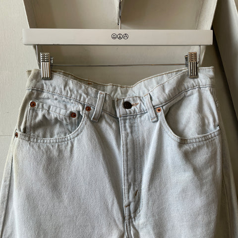 90’s Light Wash Levi’s - 30” x 30”
