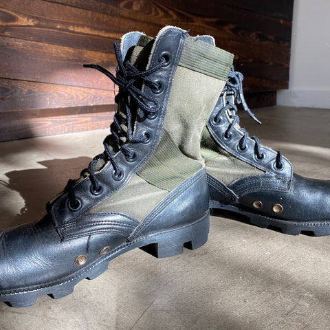Military Boots - W’s 8 M’s 6.5