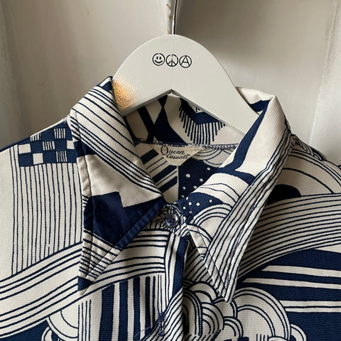 70’s Patterned Button-Up Tee - Medium