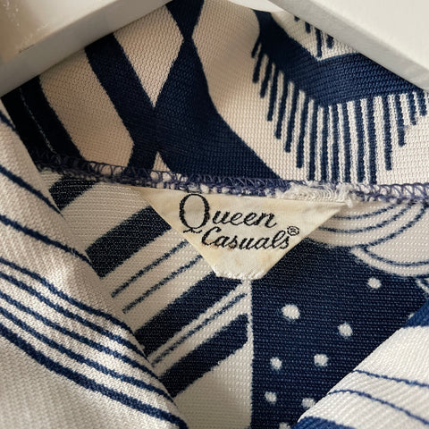 70’s Patterned Button-Up Tee - Medium