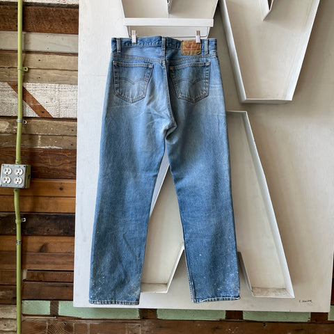 90’s Levi’s 501 - 34” x 30”