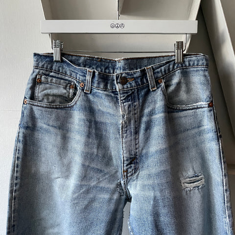 90’s Levi’s 550 - 34” x 33”