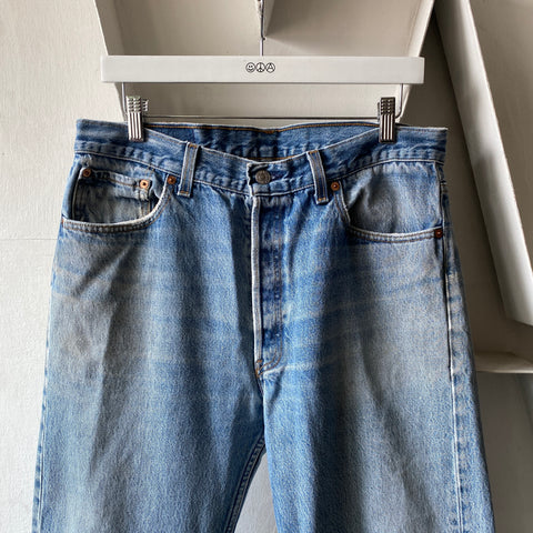 90's Levi's 501 - 34” x 31”