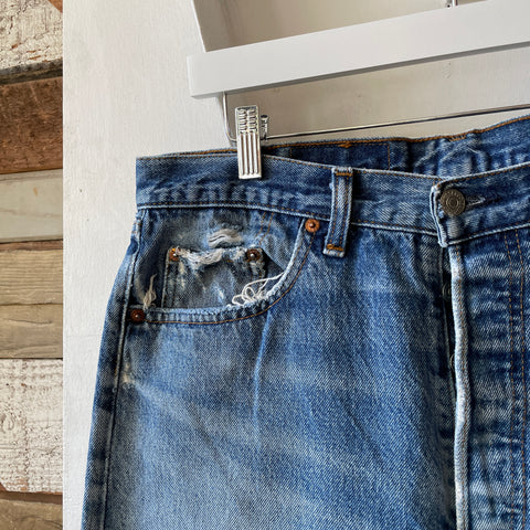 80’s Levi’s 501 - 32” x 30”