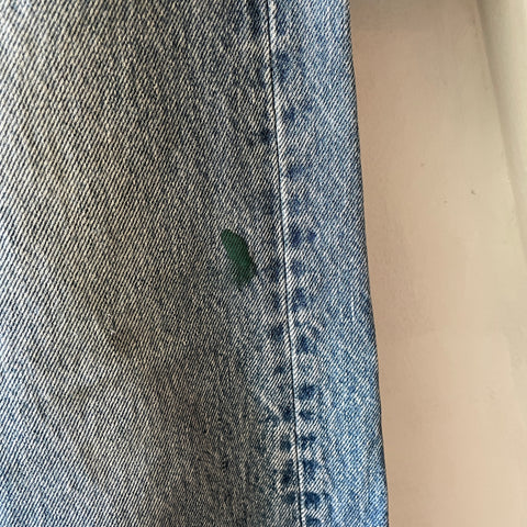 90’s Levi’s 501 - 32” x 29”
