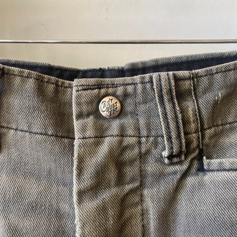 60’s Can’t Bust ‘Em Capris - 32” x 21”