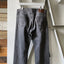 90’s Levi’s 501 - 34” x 29”