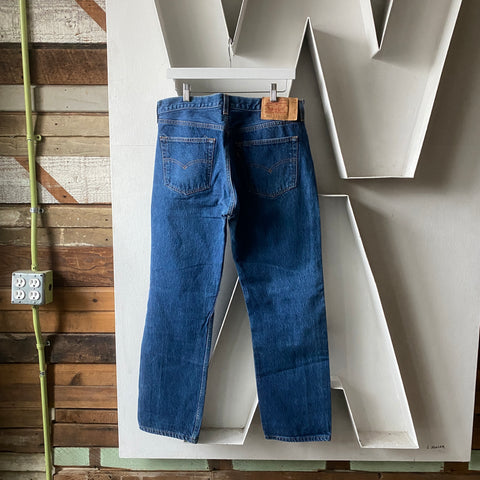 90's Levi’s 501 - 34” x 29”