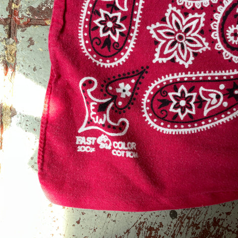 60’s Trunk Up Fast Color Bandana - OS