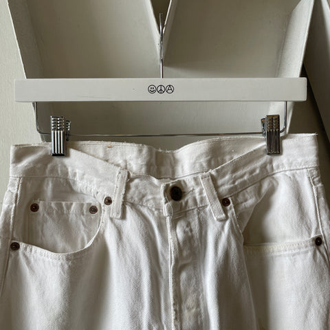 90’s Levi’s 501 - 30” x 30”