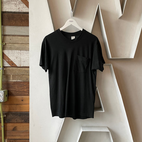 90’s Blank Pocket Tee - Large