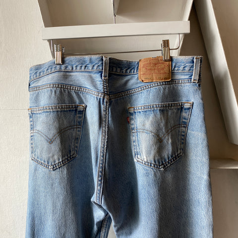 90's Levis 501 - 36” x 37”