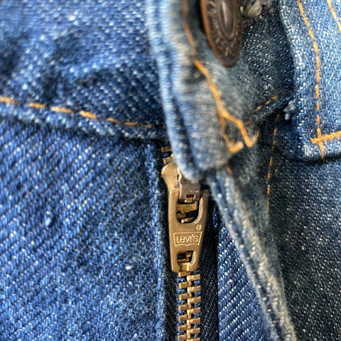 80’s Little Levi’s - 22.5” x 33”