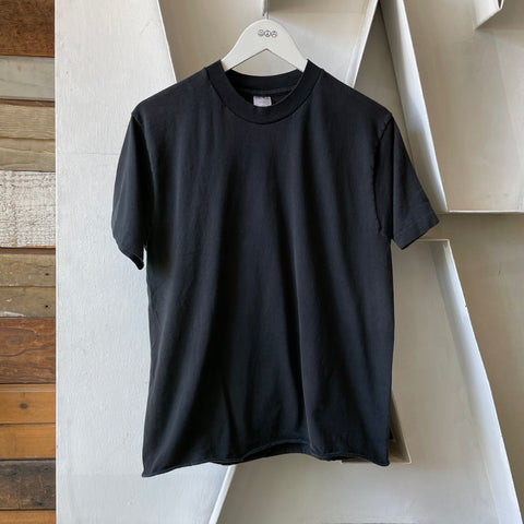 80’s Fruit of the Loom Blank Tee - Medium