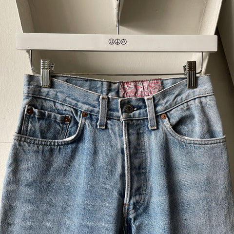 80’s Levi’s Black Bar Skinny Fit - 26" x 31"