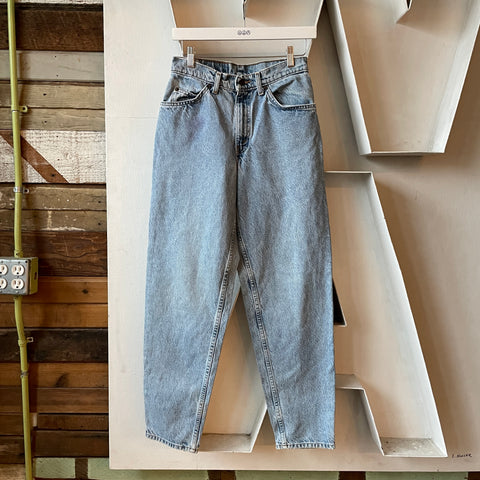 90’s Levi’s 560 Student Fit - 27” x 29”