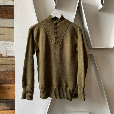 WW2 High-Neck Sweater - Medium