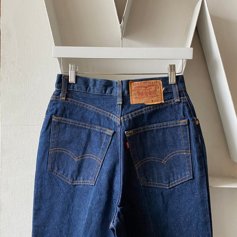 80's Deadstock Levis - 26” x 34”