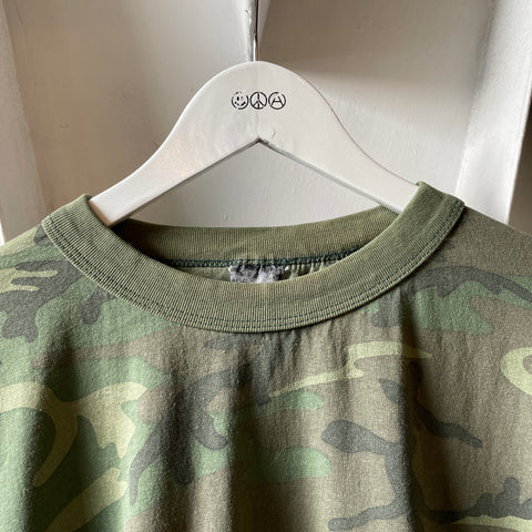 90’s Boxy Camo Long Sleeve Tee - Large