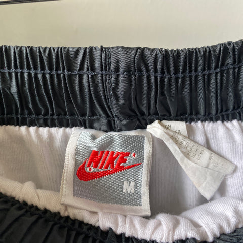 90's Nike Shorts - Medium