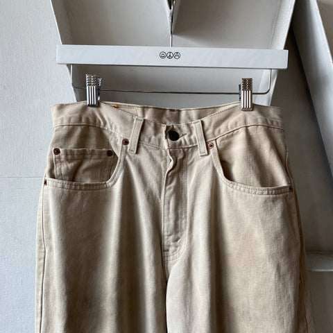 90's Levi’s 550 - 31” x 35”