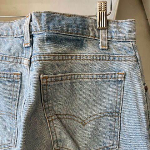 90’s Levi’s 550 Denim - 28.5” x 30”