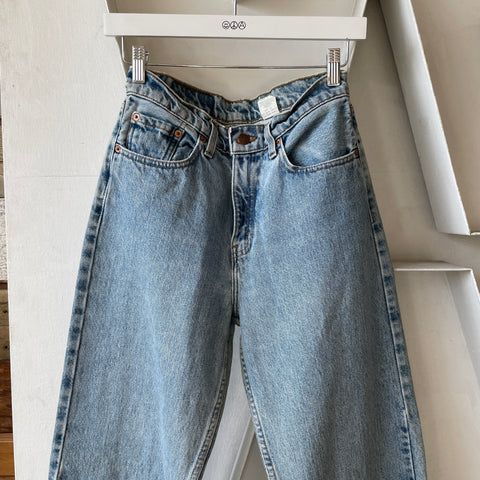 90’s Levi’s 560 - 26” x 30”