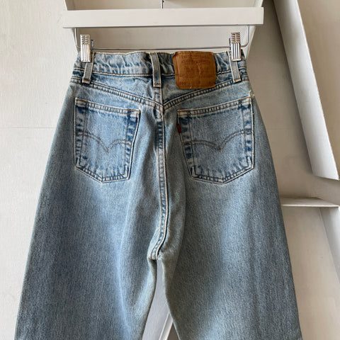 90’s Levi’s 560 - 26” x 30”
