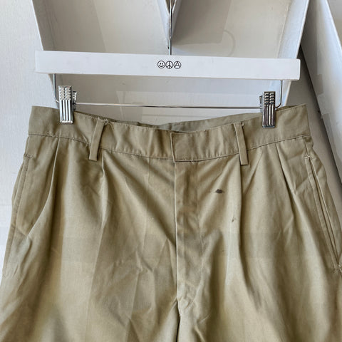 40’s Chino Khaki Shorts - 29" x 6”