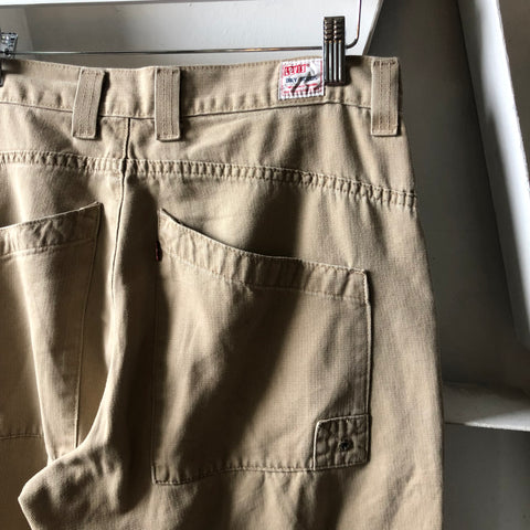 Y2K Levi’s Dry Goods Khakis - 32” x 29”