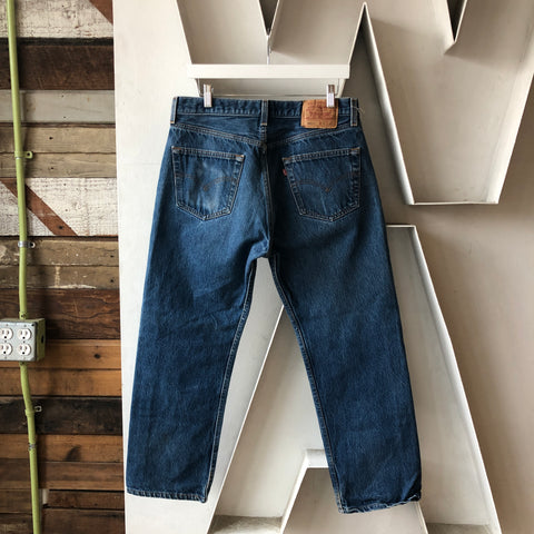 80's Levi’s 501 - 33” x 27”