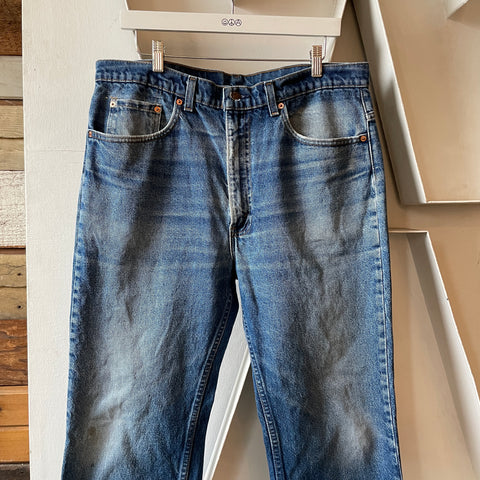 90’s Levi’s 517 - 36” x 28”