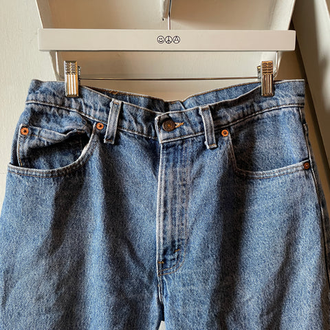 90’s Levi’s 550 - 32” x 28.5”