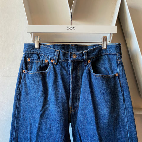90's Dark Levi’s 501 - 31” x 31.5”