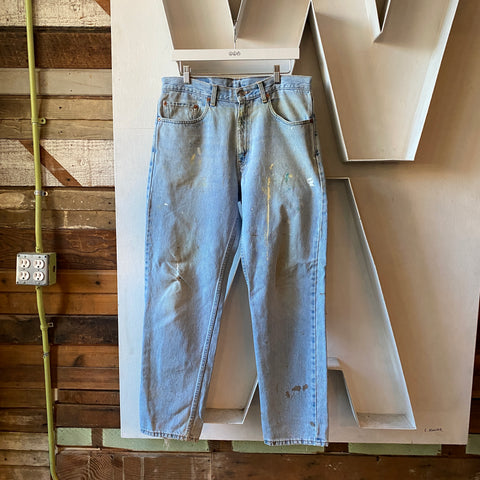 90's Levi’s 550 Painters - 35” x 32”