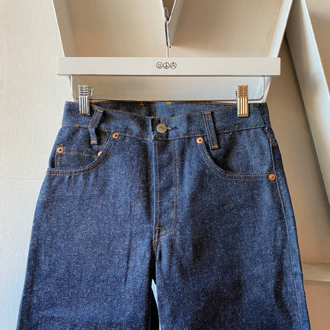 80's 701 No Wash - 25” x 32”