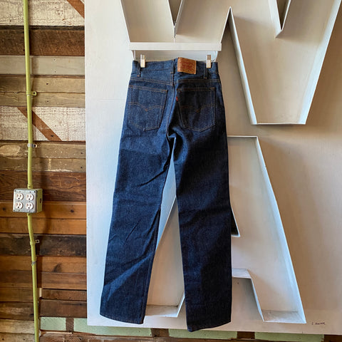 80's 701 No Wash - 25” x 32”